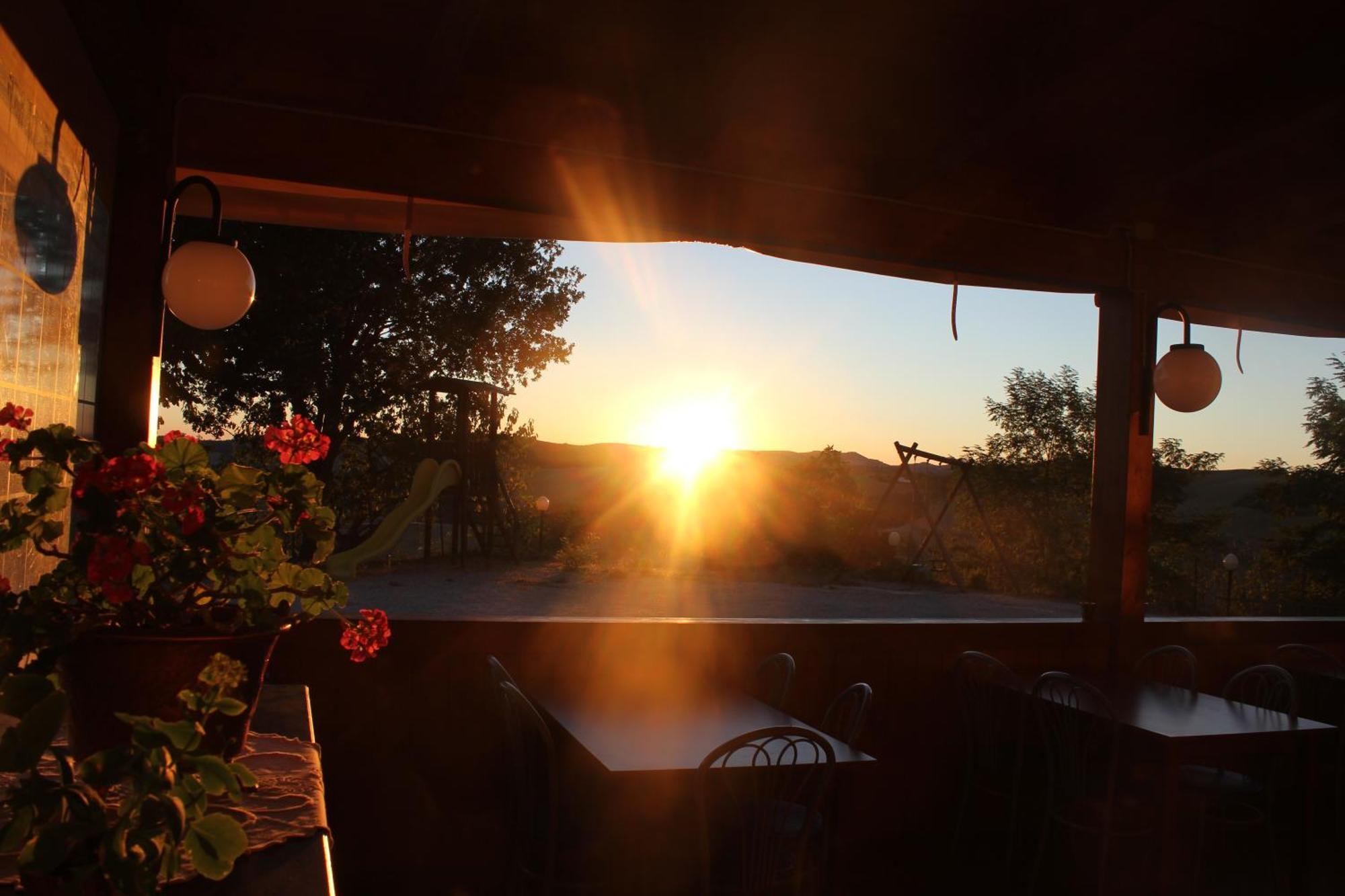 Agriturismo La Valle Del Vento אורבינו מראה חיצוני תמונה